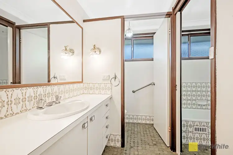 Fifth view of Homely house listing, 2 Santiago Place, Seven Hills NSW 2147