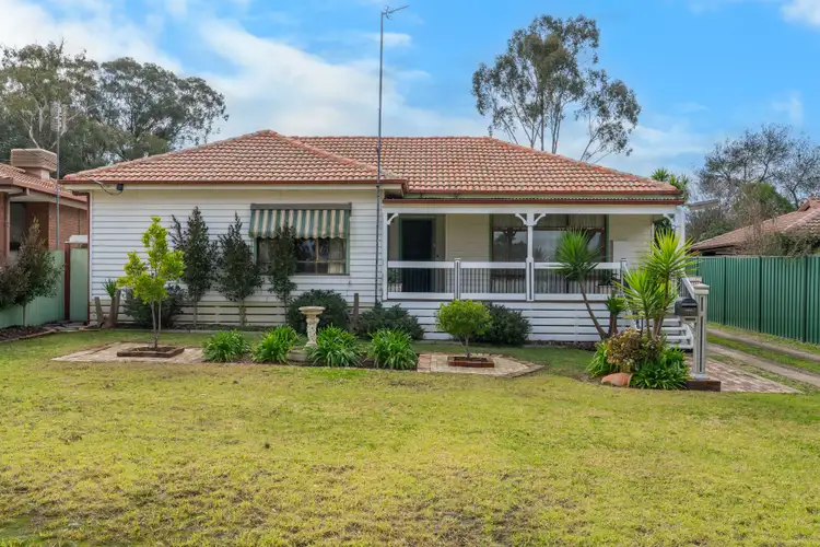 108 Redbank Road, Seymour VIC 3660