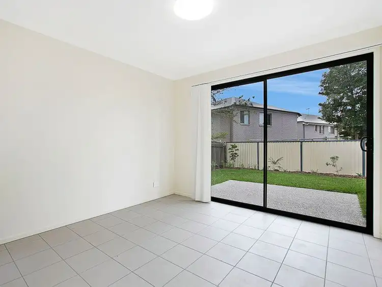 Third view of Homely townhouse listing, 2/5 Newhaven Street, Alexandra Hills QLD 4161