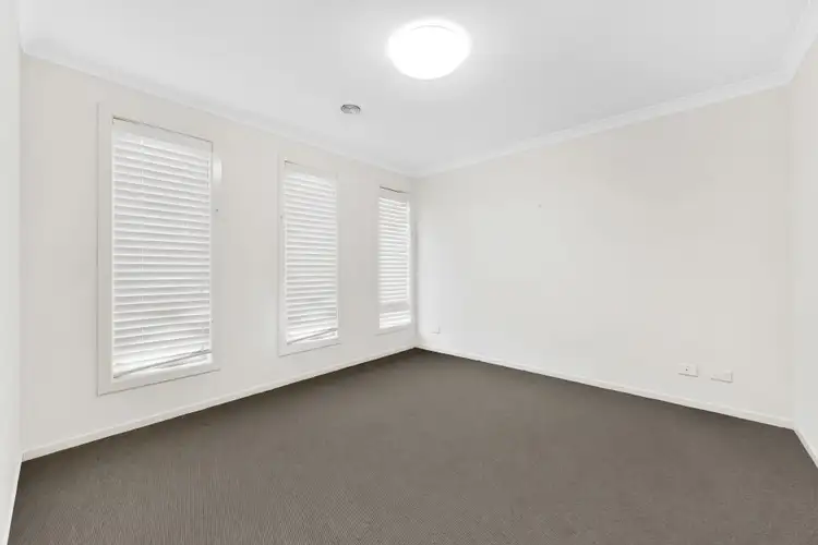 Second view of Homely house listing, 5 Newington Parade, Mernda VIC 3754