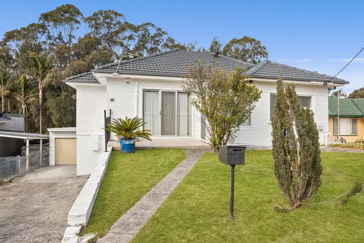 17 Laver Road, Dapto NSW 2530