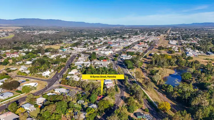 19 Byrnes Street, Mareeba QLD 4880