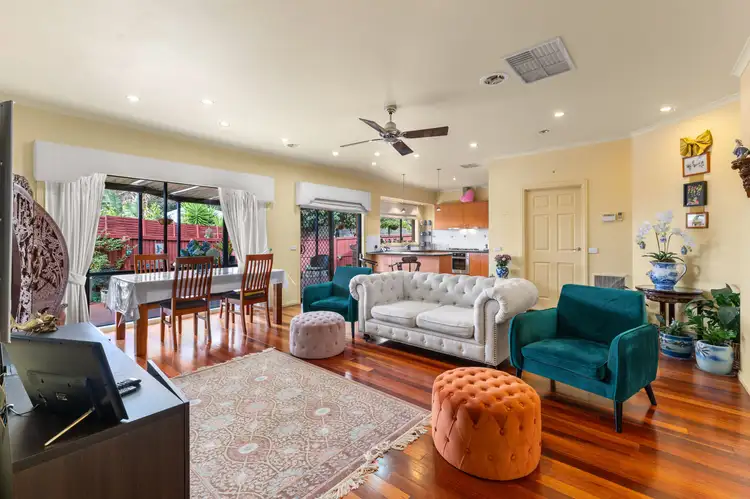 Fifth view of Homely house listing, 4 Valley View Court, South Morang VIC 3752
