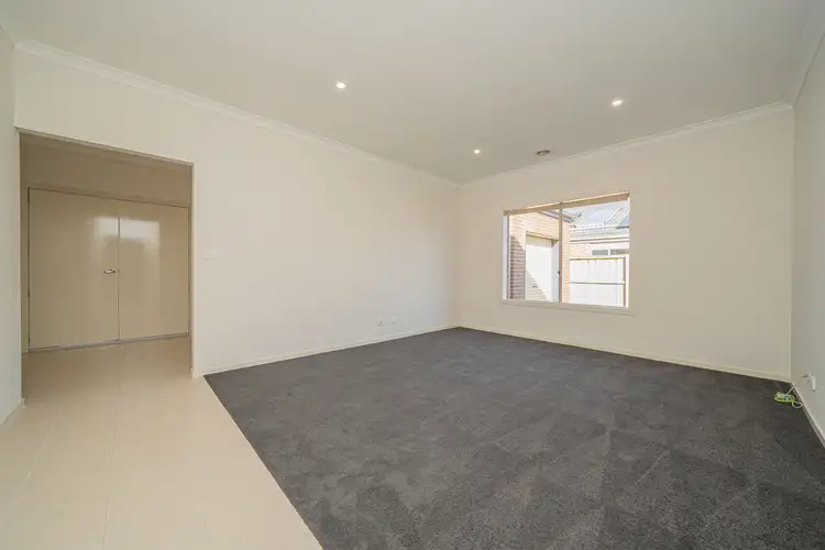 Second view of Homely house listing, 6 Illes Court, Berwick VIC 3806