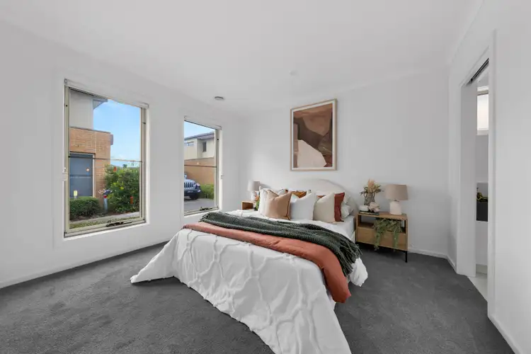 Third view of Homely unit listing, 8 Mercury Court, Carrum Downs VIC 3201