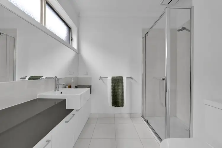 Fourth view of Homely unit listing, 8 Mercury Court, Carrum Downs VIC 3201