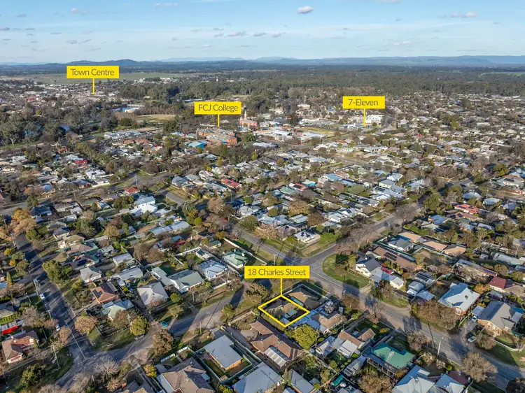 Third view of Homely house listing, 18 Charles Street, Benalla VIC 3672