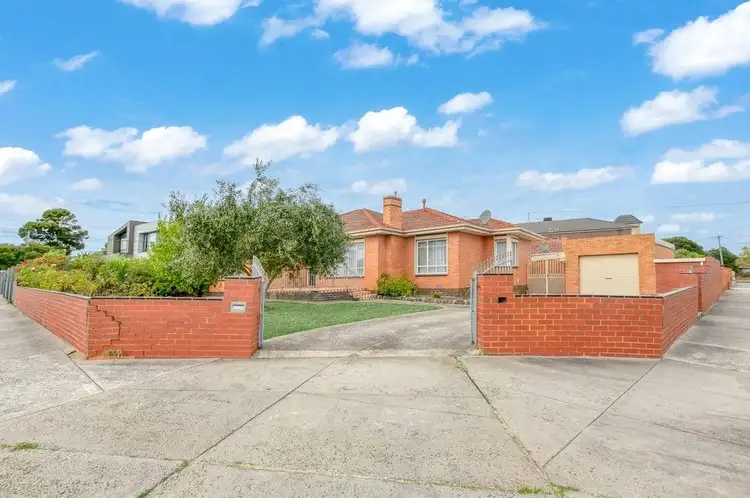 Second view of Homely house listing, 10 Rosenthal Crescent, Reservoir VIC 3073