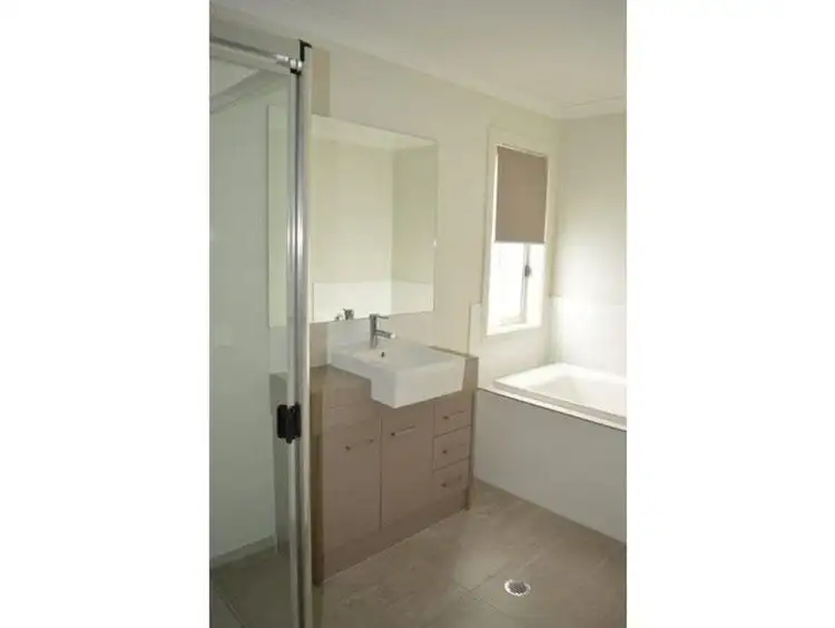 Fifth view of Homely house listing, 4 Apex Place, Redbank Plains QLD 4301