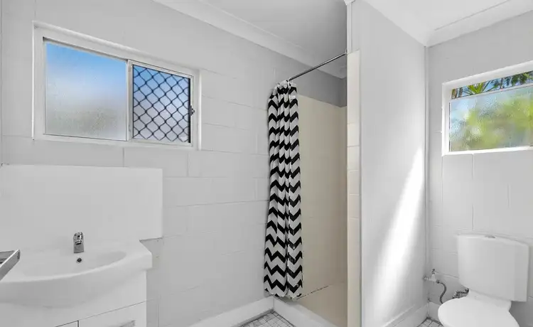 Fourth view of Homely house listing, 1/132 Alexandra Street, Kawana QLD 4701