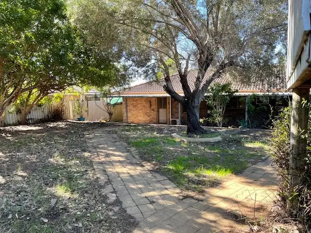 9 Baldwin Place, Rangeway WA 6530