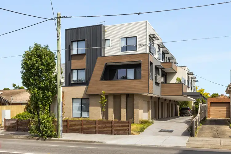 Main view of Homely townhouse listing, 1/313 Bell Street, Pascoe Vale South VIC 3044