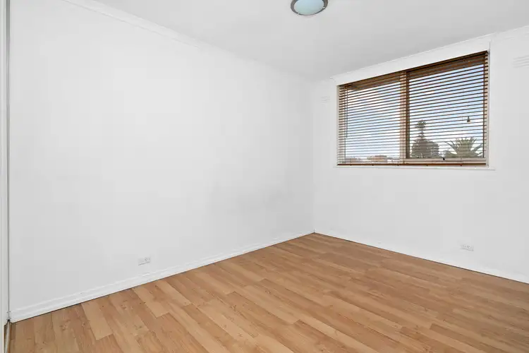 Fourth view of Homely apartment listing, 27/402 Nepean Highway, Frankston VIC 3199