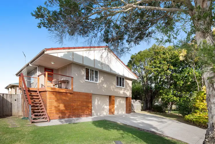 12 Liamena Street, Mansfield QLD 4122