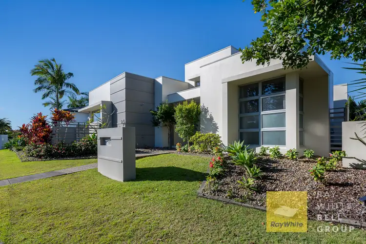 2819 Gracemere Drive, Hope Island QLD 4212