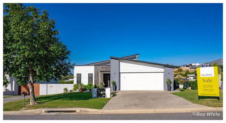 17 Lexington Drive, Lammermoor QLD 4703