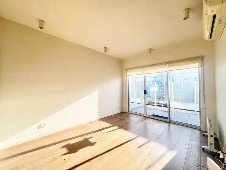 203/5-7 Dixon Street, Clayton VIC 3168