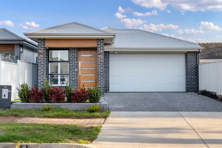 18B Curbur Avenue, Pooraka SA 5095