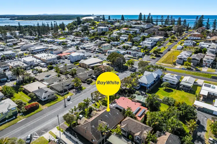 1/16 Beach Street, Yamba NSW 2464