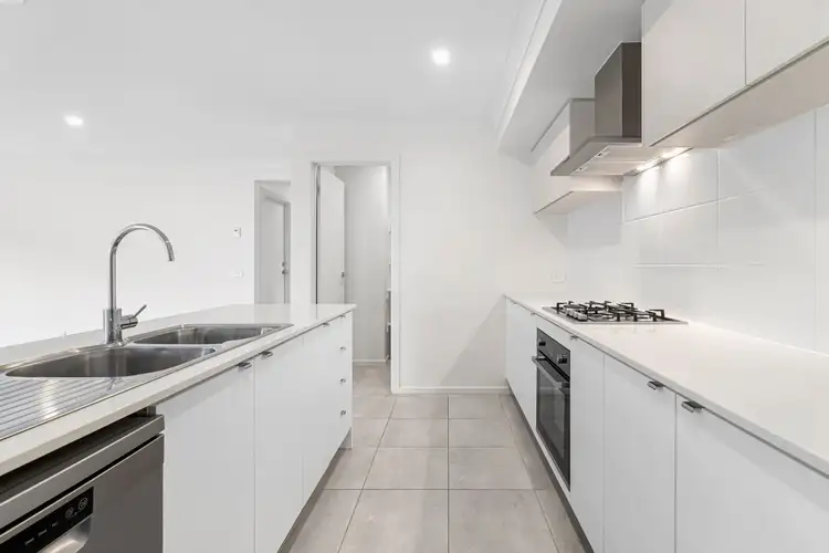 18 Rubato Street, Clyde VIC 3978