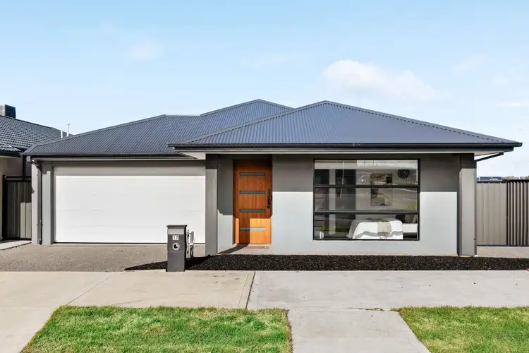 Main view of Homely house listing, 17 Mudrooroo Circuit, Kalkallo VIC 3064
