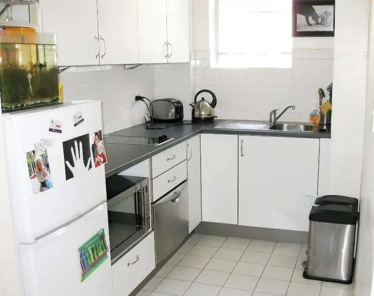 Second view of Homely apartment listing, 12/40a Roslyn Gardens, Elizabeth Bay NSW 2011