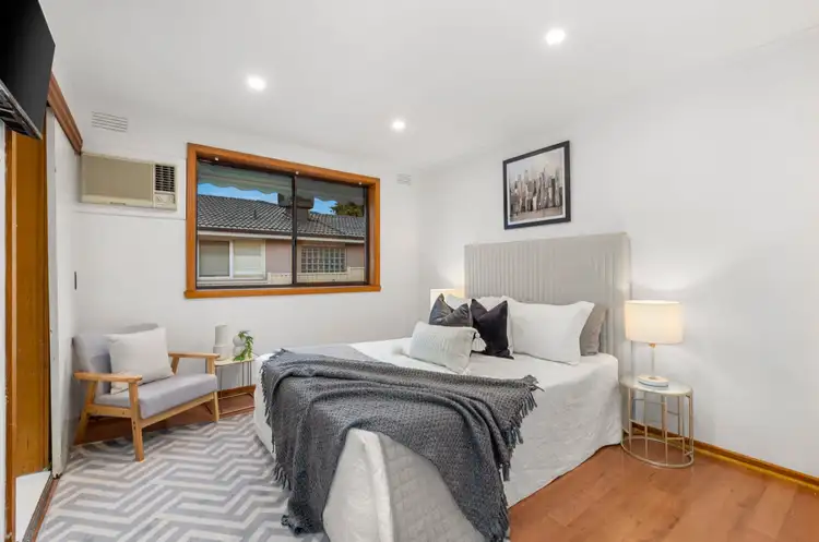 Fifth view of Homely house listing, 32 Thompson Circuit, Mill Park VIC 3082