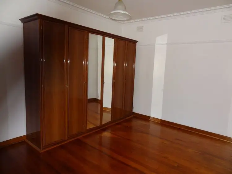 Fifth view of Homely unit listing, 1/82 Railway Parade South, Chadstone VIC 3148