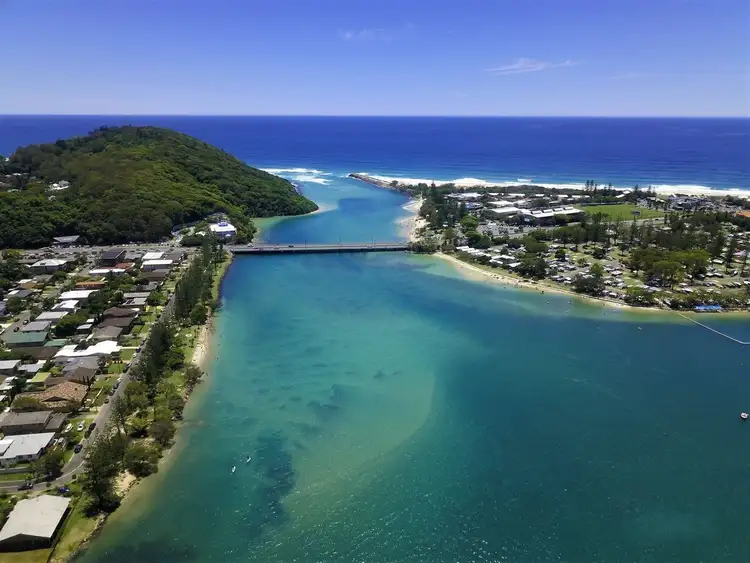 Fifth view of Homely unit listing, 5/6 Tallebudgera Drive, Palm Beach QLD 4221