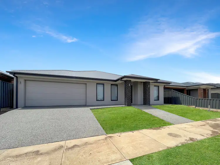 22 McGeachin Street
