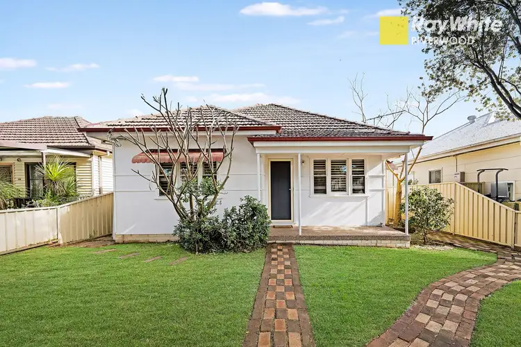 15 Hardy Avenue, Riverwood NSW 2210