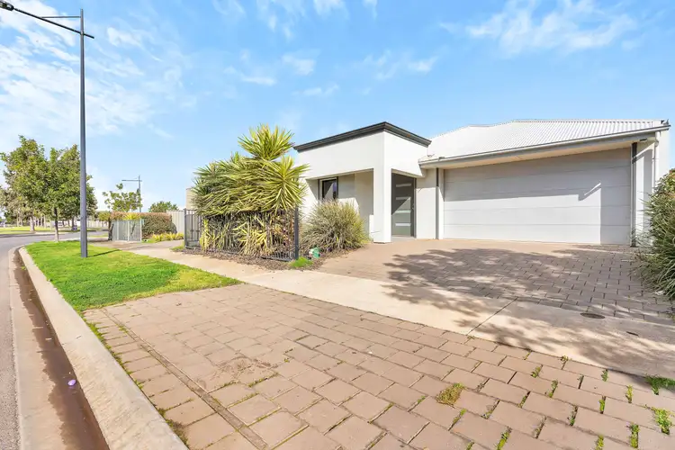 8 Juniper Boulevard, Virginia SA 5120