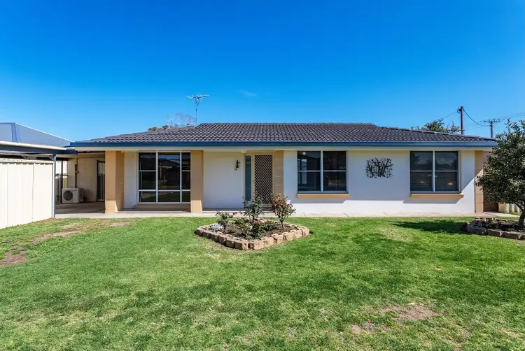 1 Crisp Street, Aldinga Beach SA 5173