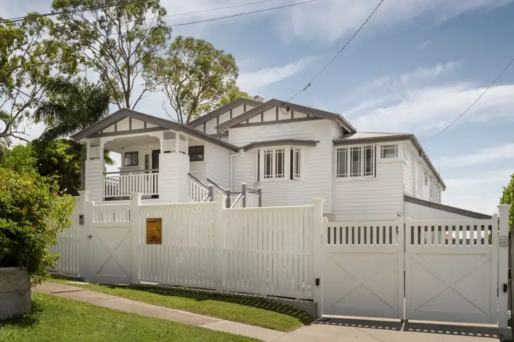 18 Hethorn Street, Coorparoo QLD 4151