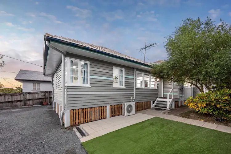 58 Roscoe Street, Holland Park QLD 4121