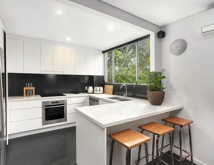 Main view of Homely unit listing, 4/17 William Street, Mermaid Beach QLD 4218