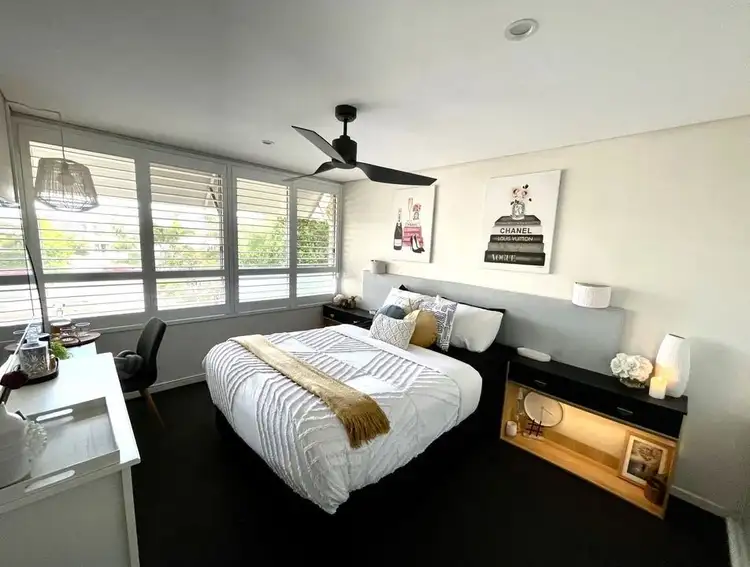 Fourth view of Homely unit listing, 4/17 William Street, Mermaid Beach QLD 4218