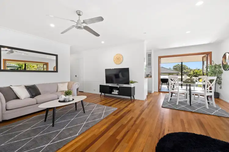 18 Amoria Street, Mansfield QLD 4122