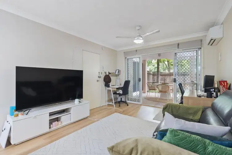 Third view of Homely apartment listing, 2/36-40 Gordon Street, Milton QLD 4064