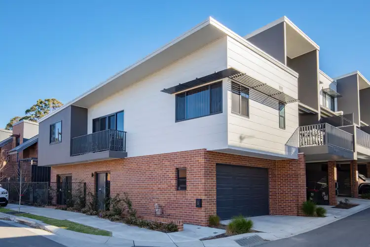 2 Cassine Boulevard, Waratah West NSW 2298