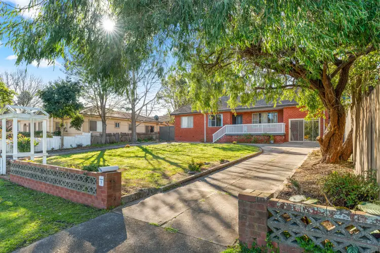 9 Tarawara Street, Bomaderry NSW 2541
