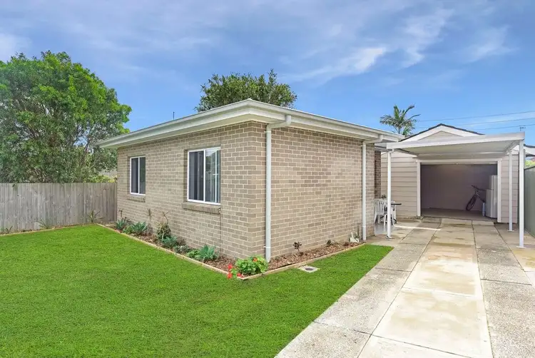 19A Banks Close