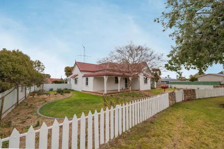 48 Johnson Street, Forbes NSW 2871