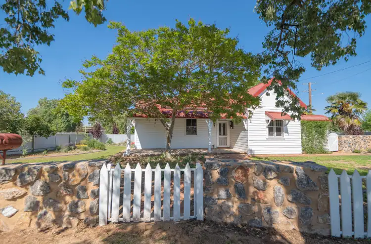48 Johnson Street, Forbes NSW 2871