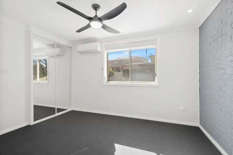 Second view of Homely house listing, 3/9 Burrill Place, Flinders NSW 2529