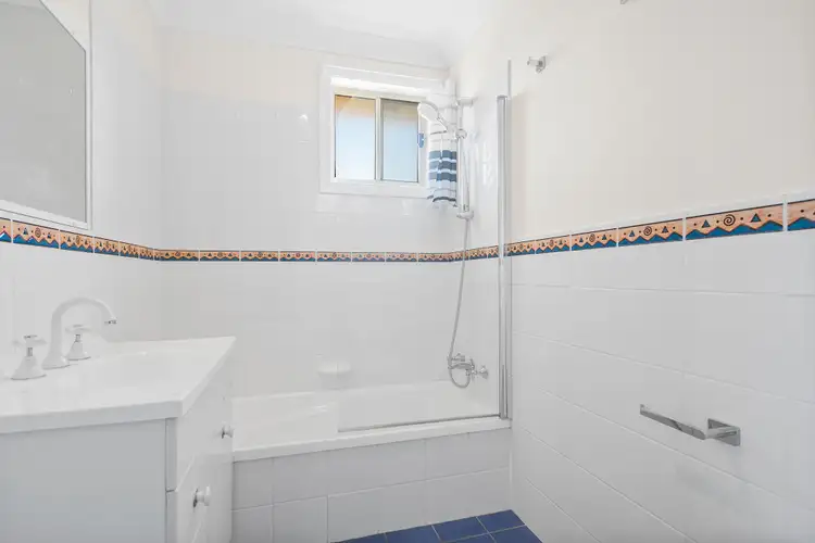 Third view of Homely house listing, 3/9 Burrill Place, Flinders NSW 2529