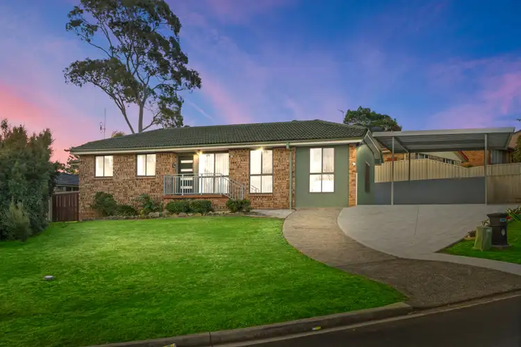 30 Aminya Crescent, Bradbury NSW 2560