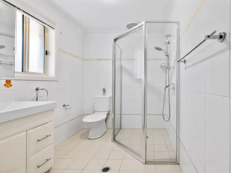 Fifth view of Homely house listing, 5 Lyndhurst Place, Glen Alpine NSW 2560