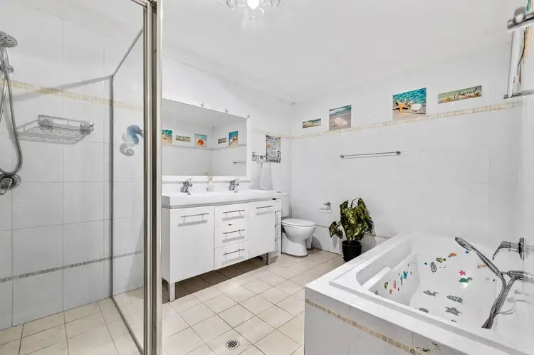 Sixth view of Homely house listing, 5 Lyndhurst Place, Glen Alpine NSW 2560