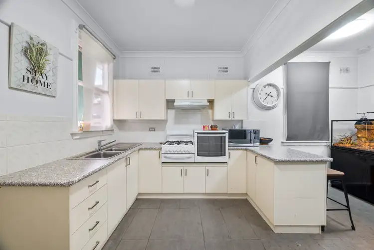 Sixth view of Homely house listing, 8 Adams Crescent, St Marys NSW 2760